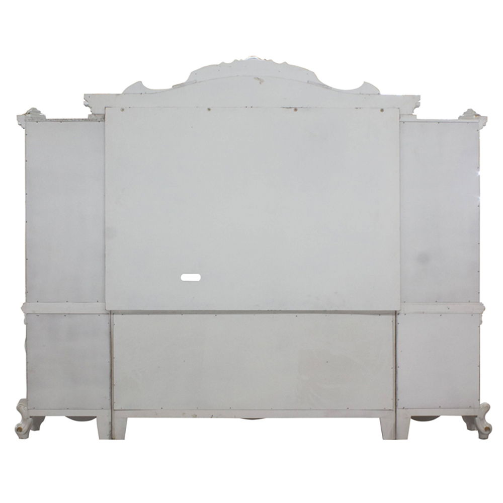 Picardy - Entertainment Center