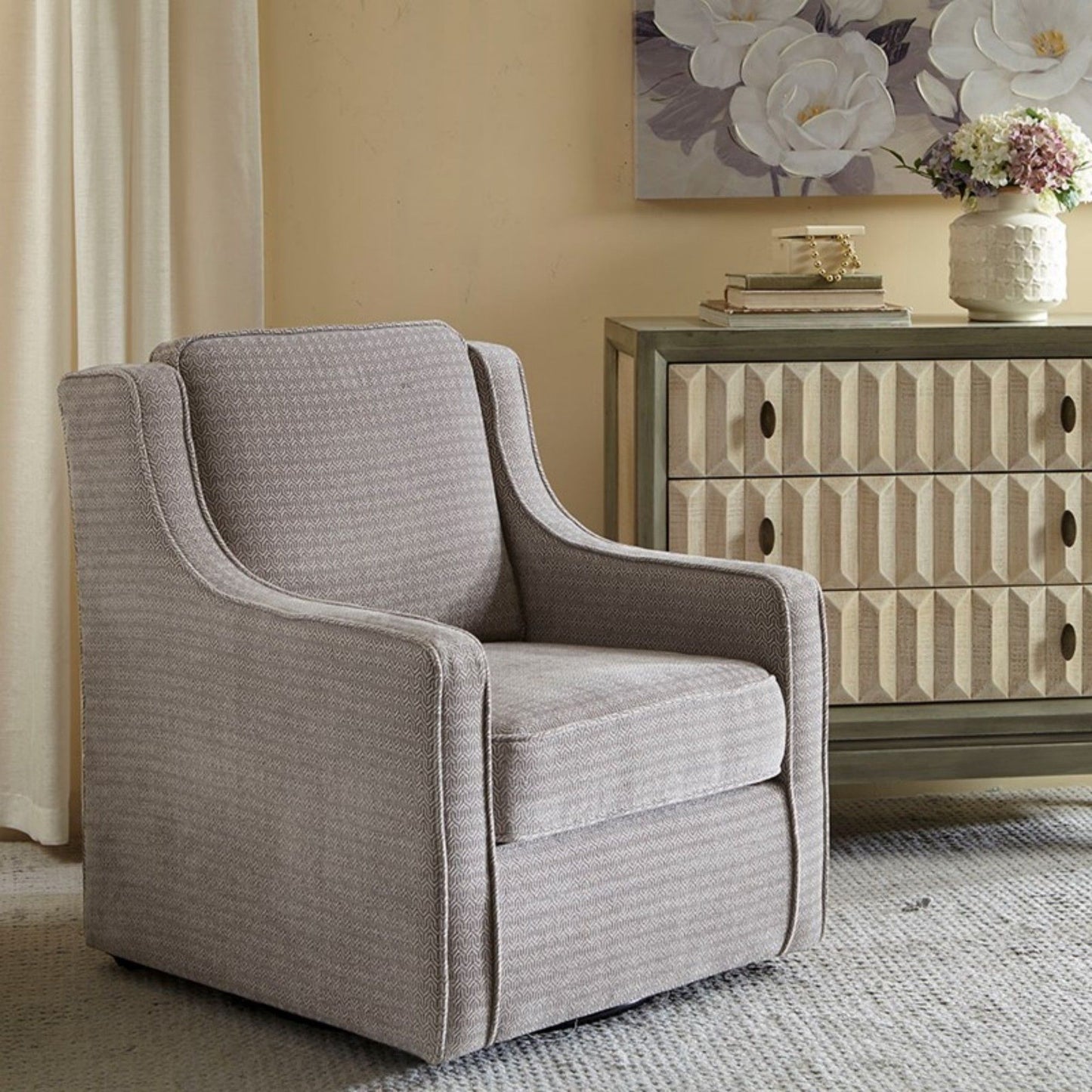 Swivel Chair With 360 Degree Rotation