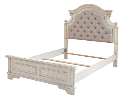 Realyn - Panel Bed
