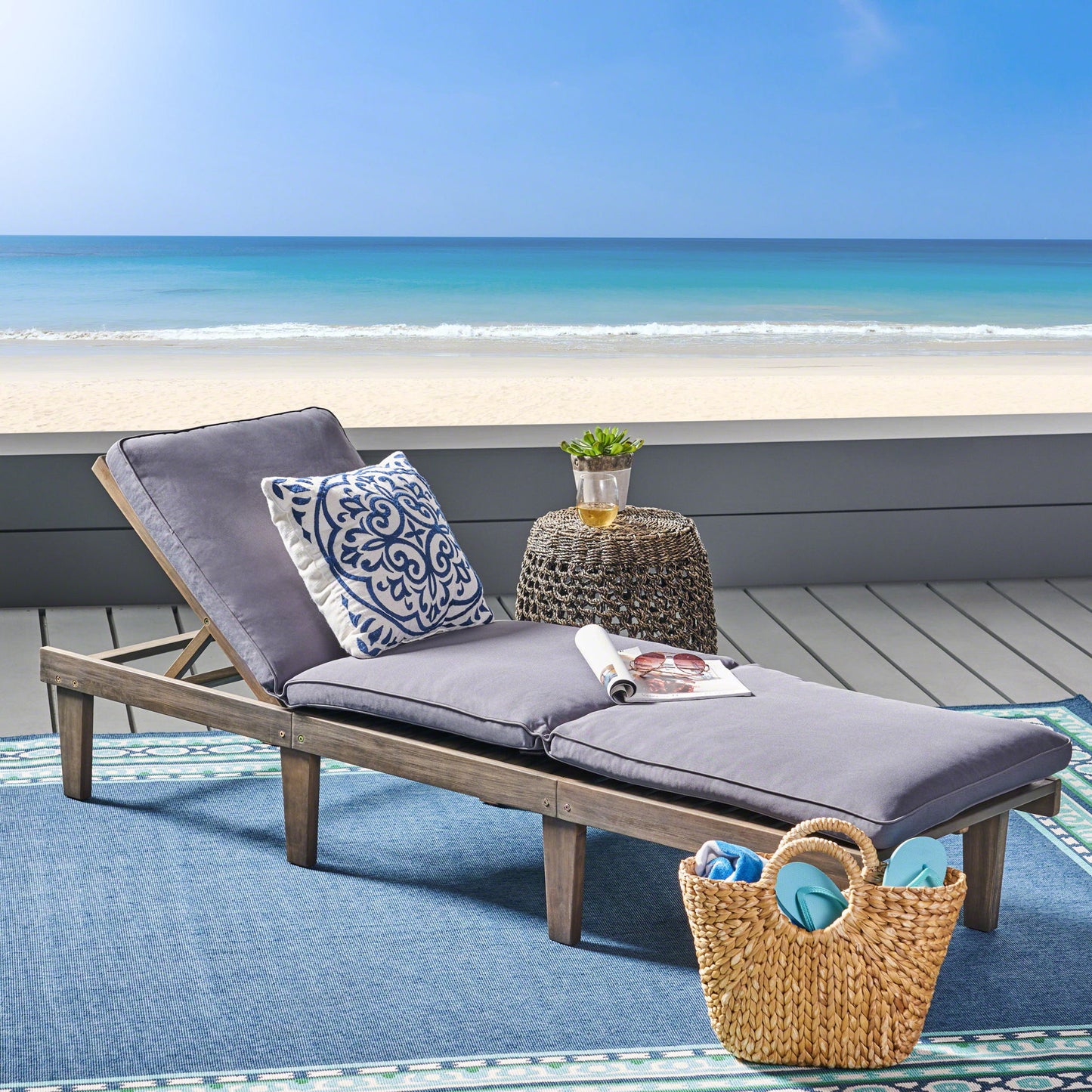 Ariana - Wood Chaise Lounge With Cushion
