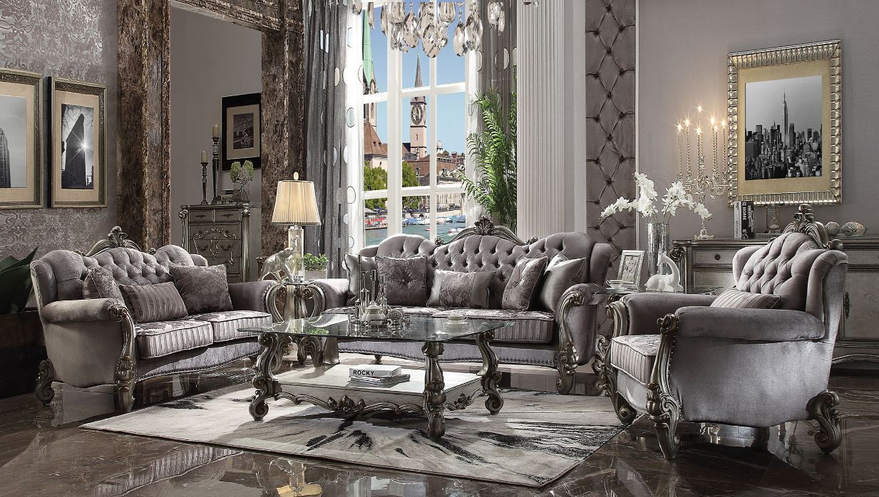 Versailles - Sofa With 5 Pillows