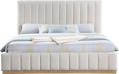 Lucia - Bed