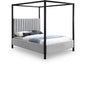 Kelly - Bed