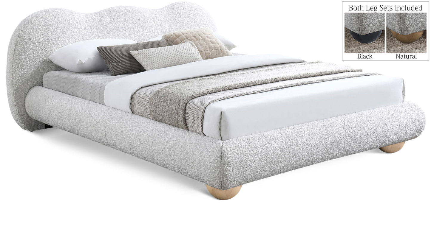 Hyde - Bed