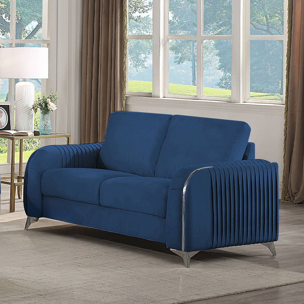 Wenona - Loveseat